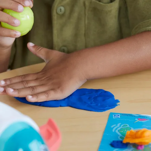 Miniatura 12 de Play-Doh Airplane Explorer - Juego de iniciación, juguetes preescolares para niñas y niños de 3 años y más con Jet, tapete de juego de mapa