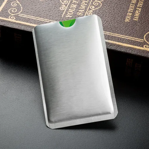 Miniatura 7 de Fundas RFID anti robopara 4 tarjetas de crédito y dos pasaportes. Para bolsillo o billetera.