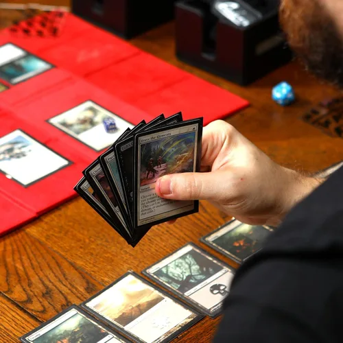Miniatura 5 de Quiver Time 200 fundas de cartas negras estándar Artemis para tarjetas Magic: the Gathering Cards - Fundas protectoras de tarjetas TCG mate