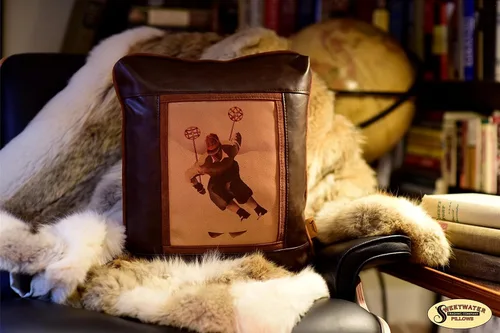 Miniatura 6 de Sweetwater Trading Company Almohadas decorativas artísticas de cuero de lujo, decoración del hogar, almohadas de sofá (bandera americana)