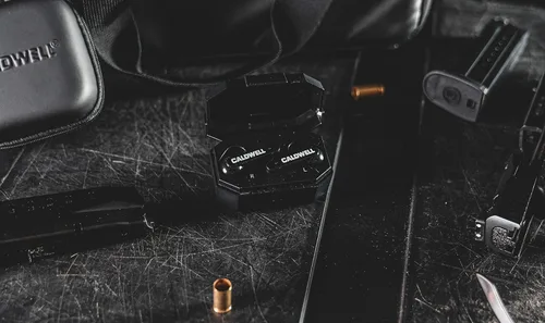 Miniatura 5 de Caldwell E-MAX Shadows 23 NRR - Protección auditiva electrónica con conectividad Bluetooth para tiro, caza y campo de tiro Negro