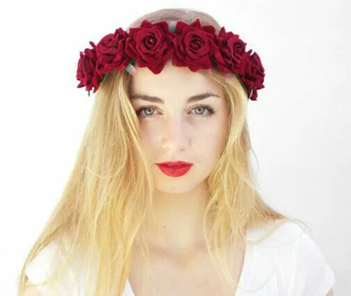 Miniatura 2 de Floral Fall - Corona de rosas rojas para festival, F-67 (3.rojo)