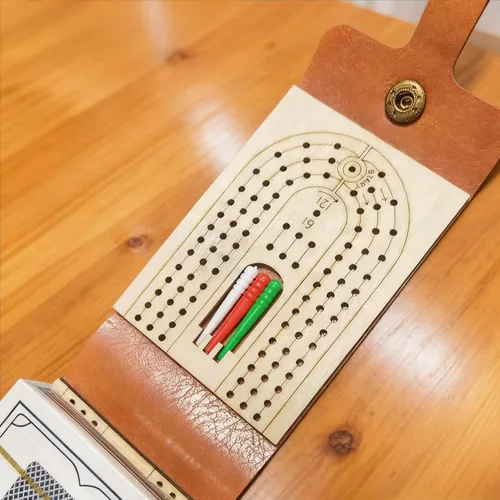 Miniatura 5 de Foleto Juego de mesa de viaje para cunas – Tablero plegable de cuero de 3 pistas con 6 clavijas y baraja de cartas, cuna de madera portátil para 2-3