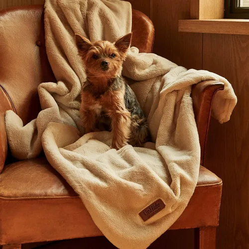 Miniatura 5 de UnHide Lil' Pet Marsh - Manta de piel sintética para mascotas, extra suave, ligera, lavable, cómoda y protección para sofá, jaula o cama, oso beige