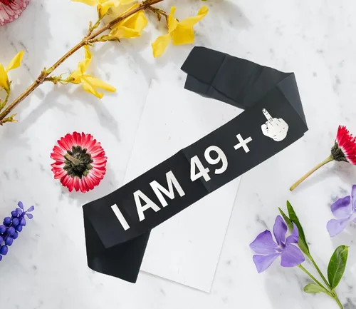 Miniatura 5 de Joyiou Regalos de cumpleaños número 50 para mujeres, juego de banda y tiara "I AM 49+1", decoraciones de cumpleaños 50, regalos divertidos
