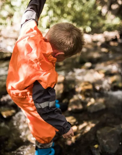 Miniatura 5 de OAKI Traje de Lluvia y Sendero - El Mejor Traje de Lluvia para Niños y Niñas Pequeñas - Overol de Lluvia Muddy Buddy Perfecto para Niños Pequeños