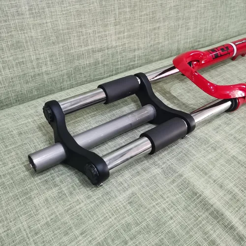 Miniatura 5 de Tenedor de suspensión rojo para bicicleta con auriculares de 1-1/8 pulgadas, vástago ajustable de 1.000 x 4.331 in y manillar elevador plateado