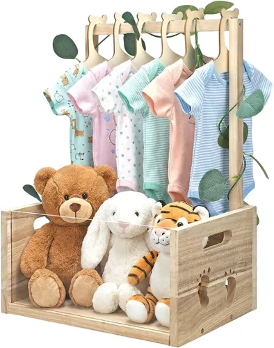Okydoky Armario de madera para baby shower, cesta de regalo con asa, con colgador de ropa y guirnalda, cesta personalizada para baby shower para