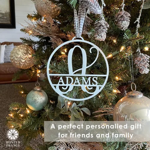 Miniatura 2 de Juego de 5 adornos de Navidad con monograma circular personalizados – Adornos de letras 2025 para árbol de Navidad – Decoraciones navideñas