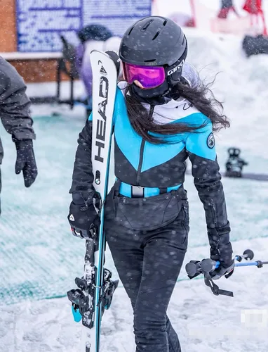 Miniatura 71 de GSOU SNOW Traje de esquí para mujer, traje de nieve delgado de una pieza, chaqueta de nieve, impermeable, resistente al viento, deportes al aire