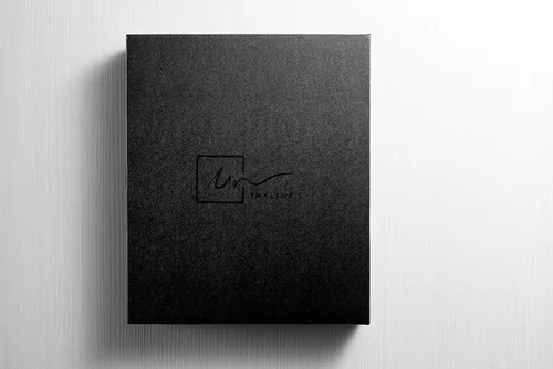 Miniatura 7 de Inkline Carpeta profesional de piel sintética con cierre de cremallera con 7 anillas, capacidad de 500 cheques, hojas de 9 x 13 pulgadas, Marrón
