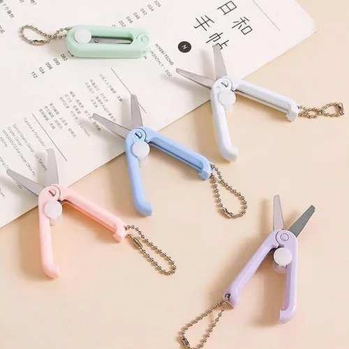 Miniatura 6 de Tijeras plegables azules seguras y portátiles de viaje, tijeras telescópicas plegables de bolsillo con llavero para cortar, álbumes de recortes