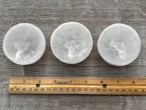 Miniatura 7 de GAF TREASURES Cuenco de selenita circular de 2.5 pulgadas, cristal de selenita tallado con piedras preciosas, cuenco de meditación, cuenco de reiki