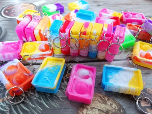 Paquete de 20 mini libros surtidos de juguetes para la ansiedad para niños, niños, aula, estudiantes, regalos de profesores, fiestas de cumpleaños,