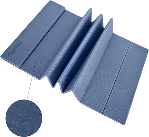 Numu Esterilla de yoga plegable con correa de transporte de yoga, antideslizante, ligera y portátil de 1/4 pulgadas de grosor, perfecta para un