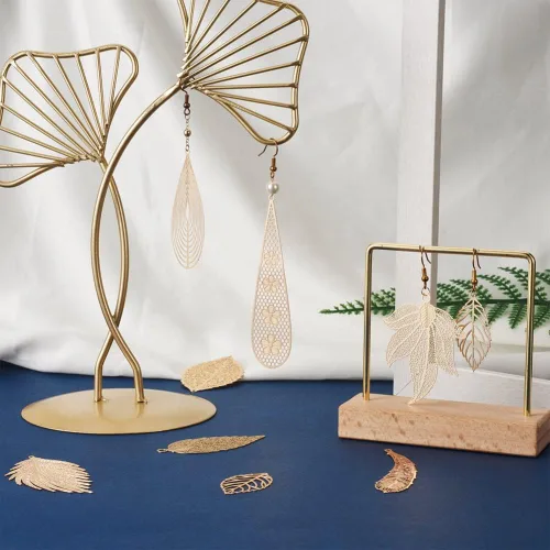 Miniatura 2 de Beadthoven - 36 colgantes de filigrana con hojas de lágrima para hacer aretes, adornos de metal grabado en latón dorado, colgantes huecos