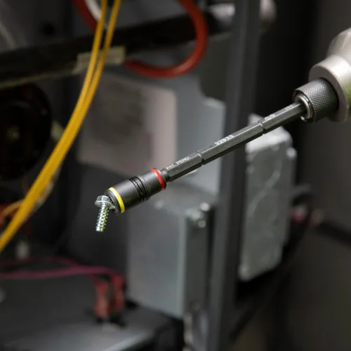 Miniatura 3 de Klein Tools 32910 Destornillador de Impacto, Juego de Dados de Impacto SAE 7 en 1 con Mango, Dado Giratorio con Tamaños de Destornillador de Tuerca