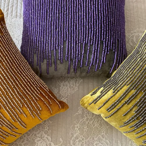 Miniatura 5 de The HomeCentric Fundas de almohada, 12 x 12 pulgadas, cuadradas, decorativas, fundas de almohada de terciopelo Chartreuse con cuentas grises