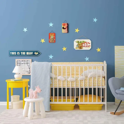 Miniatura 5 de Open Road Brands Disney Star Wars: The Mandalorian Baby Yoda Arrow - Este es el camino - Decoración de pared de Baby Yoda con Grogu, The Child Azul