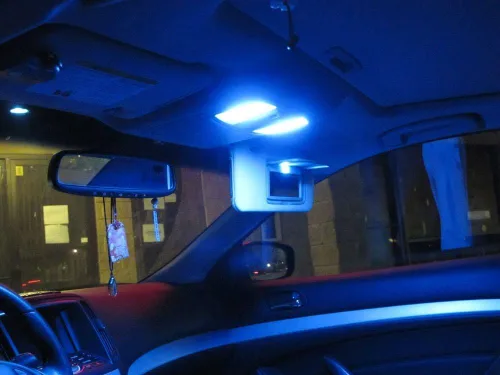 Miniatura 6 de iJDMTOY 10 bombillas de repuesto ultra azules de un solo emisor 1 LED 168 175 194 2825 W5W T10 compatibles con luces interiores de automóvil, luces