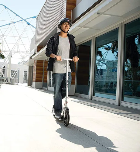 Miniatura 15 de Razor A6 Kick Scooter for Kids Ages 8+ - Extra-Tall Handlebars & Longer Deck, 10" Urethane Wheels, Aluminum Frame, Anti-Rattle Technology, for
