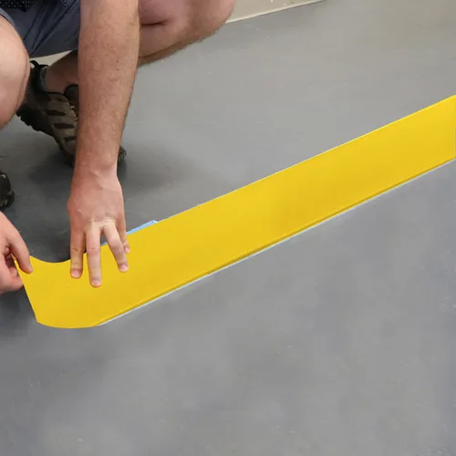 Miniatura 3 de SmartSign Cinta de marcado de suelo amarilla de 4 pulgadas x 100 pies, cinta de vinilo de 32 mil, cinta de seguridad de uso industrial