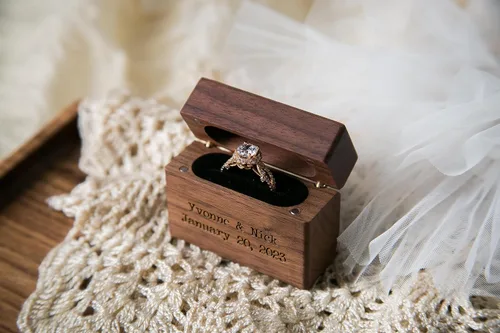 Miniatura 13 de MUUJEE Grow Old With Me Engraved Wooden Ring Box, Slim Engagement Proposal Ring Holder, Wedding Ceremony Ring Bearer Box, Fiance Gift Ideas