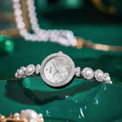 Miniatura 5 de Redhai Women Watches Analog Quartz Watch Mosaic with Diamonds Pearl Bracelet Dress Watch for Female Waterproof Wristwatch with Rhinestones Bracelet