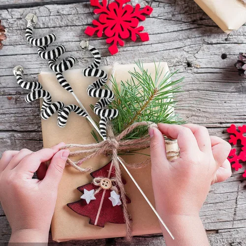 Miniatura 4 de Juego de 4 adornos para árbol de Navidad, picos rizados de color negro y blanco, campanas de lana, adornos para Halloween, hogar, oficina, fiesta