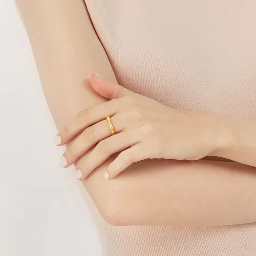 Miniatura 3 de CHOW SANG SANG Cultural Blessing 999 Anillo de bambú de oro macizo de 24 quilates para mujer 92241R