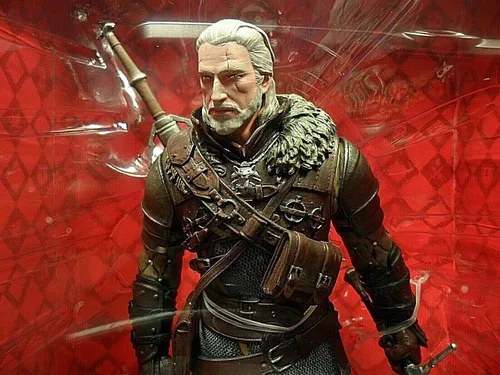 Miniatura 4 de Dark Horse Deluxe The Witcher 3: Caza Salvaje: Figura Geralt Grandmaster Ursine