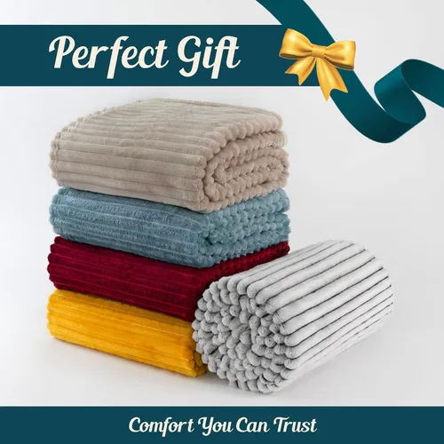 Miniatura 8 de PAVILIA Manta de forro polar súper suave, manta de franela de felpa mullida, cálida y acogedora manta de microfibra acanalada para sofá o cama, Negro