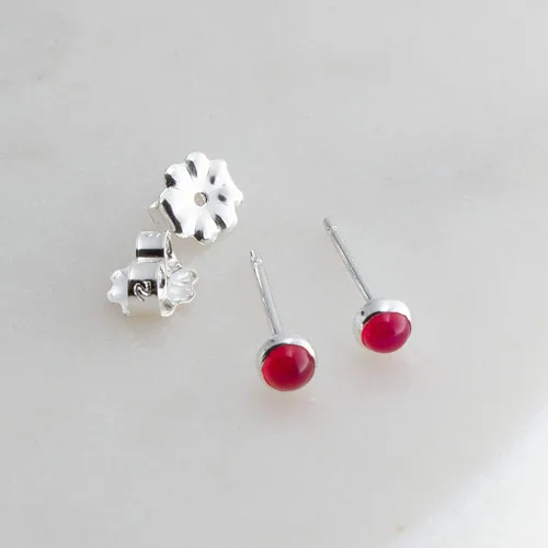 Miniatura 22 de Aretes pequeños de plata de ley para cartílago, tragus, hélix, múltiples piercings hipoalergénicos, piedra natal para mujer, juego de bisel