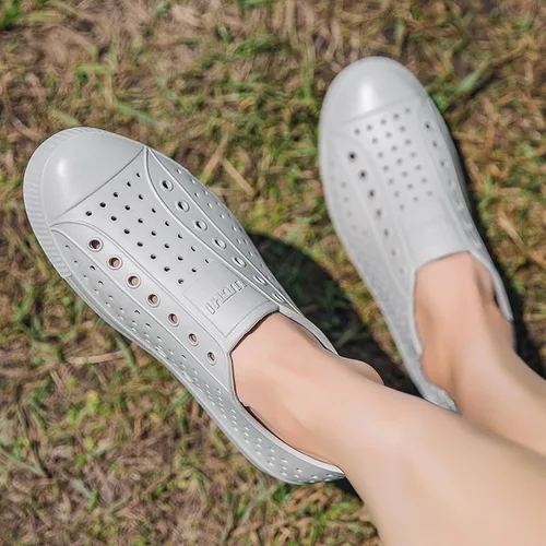 Miniatura 4 de FLIOZY Zuecos de jardín impermeables para hombres y mujeres, zapatos ligeros y transpirables de EVA sin cordones, cómodos y antideslizantes, calzado