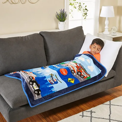 Miniatura 7 de EVERYDAY KIDS Manta para niños pequeños, 30 x 40 pulgadas, rescate de bomberos y policía, súper suave, afelpada, cálida y cómoda Bomberos y rescate