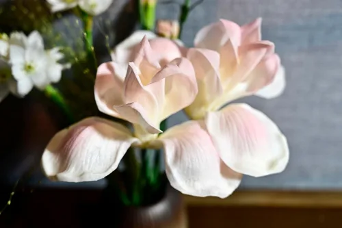 Miniatura 53 de Regalos de Cumpleaños para Mujeres 8pcs Flores Rosa Claro PU Tacto Real Flores Regalos para Mujeres para Navidad Flores Artificiales para Bricolaje