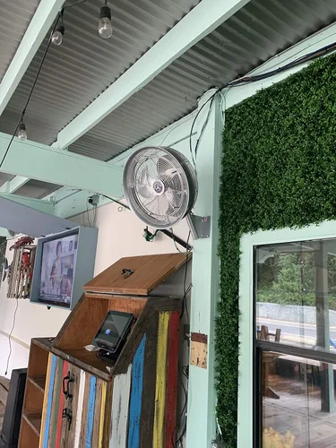 Miniatura 2 de HydroMist Ventilador oscilante de pared para exteriores, control de 3 velocidades en el motor, hoja de alumbre, soporte de montaje y cubierta