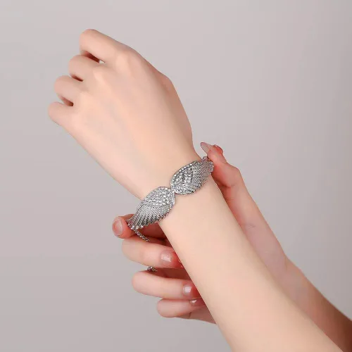 Miniatura 8 de Pulseras de alas angulares para mujer, pulsera de cadena ajustable chapada en plata, brazalete de ala de ángel para mujer, cumpleaños, Navidad, día