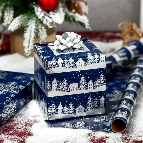 Miniatura 5 de MAYPLUSS Rollo de papel de regalo de Navidad, papel de regalo de 17 pulgadas x 16.5 pies con casa de árbol de Navidad azul marino copo de nieve