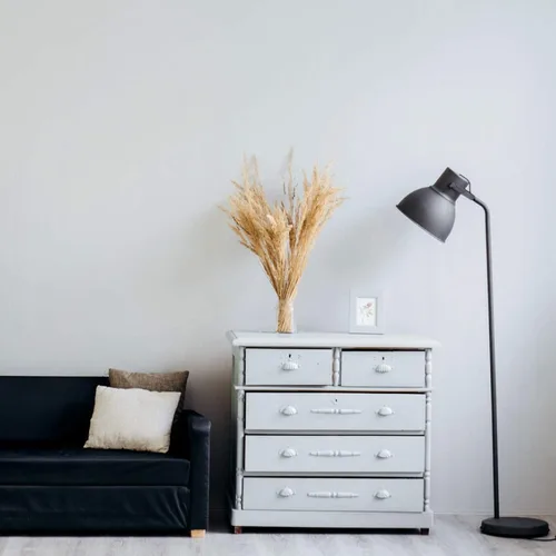 Miniatura 4 de Amazon Basics - Bombillas LED A19 de 75 vatios equivalente, luz blanca de día (5000K), 12W de eficiencia energética, no regulable, vida útil