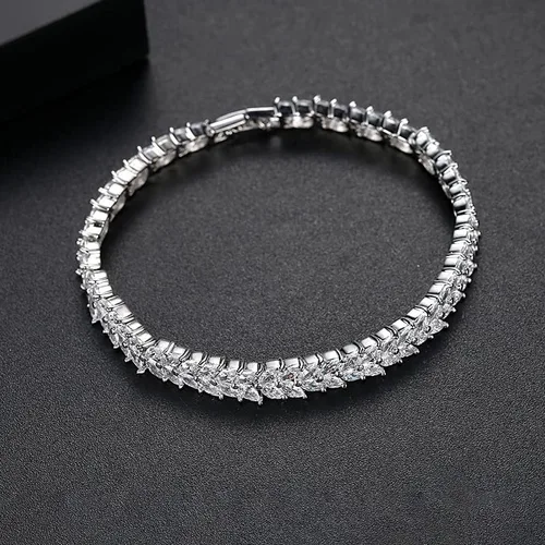 Miniatura 4 de Pulsera de tenis de cristal de oro de 14 quilates para mujer, diseño de hojas delicadas, bisel con bisel y ajuste de cristal natural, regalo