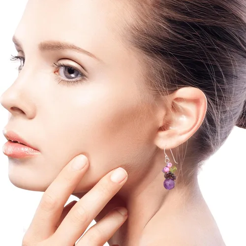 Miniatura 3 de NOVICA Aretes artesanales hechos a mano de granate y amatista cultivadas con perlas de agua dulce cultivadas colgando de plata de ley 925, peridoto