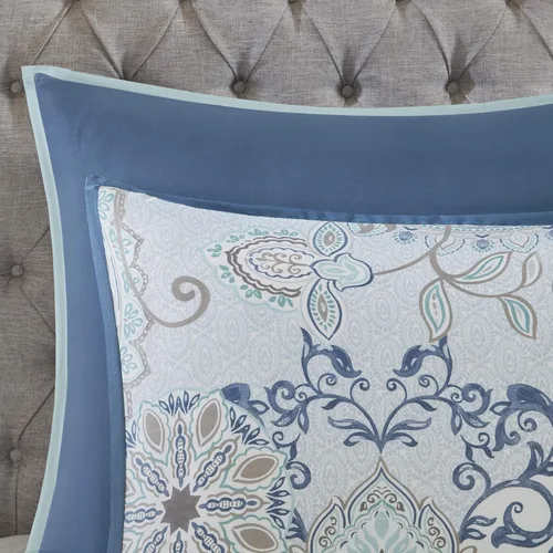 Miniatura 7 de Madison Park Juego de temporada, falda de cama a juego, almohadas decorativas, Queen (90 x 90 pulgadas), Isla, medallón floral azul, 8 piezas