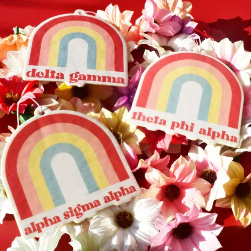 Miniatura 3 de Sorority Shop Ambientador Alpha Chi Omega Rainbow – Paquete de 2 – Aroma de flores y sol, ambientador colgante