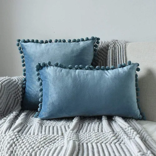 Miniatura 12 de vctops Funda de cojín lumbar con pompones, de terciopelo suave, sólida, decorativa, para sofá, dormitorio o automóvil, 1 pieza