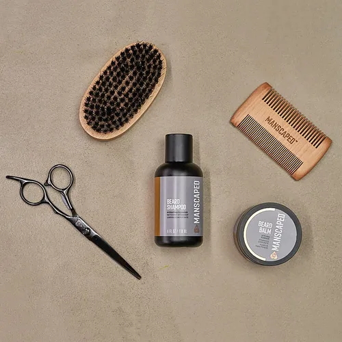 Miniatura 2 de Kit de cuidado de barba MANSCAPED® incluye champú y bálsamo hidratantes ultra premium, cepillo suave, peine y tijeras de precisión para el aseo