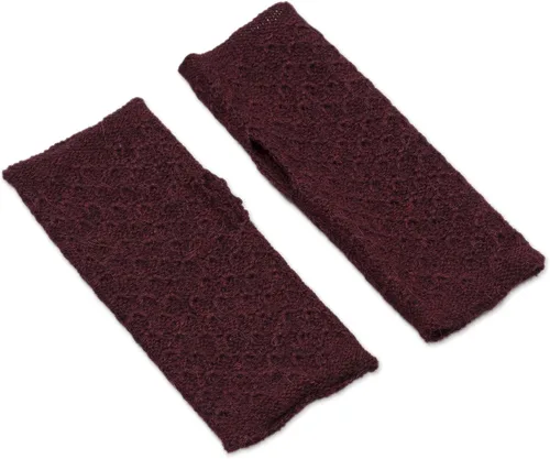 Miniatura 4 de NOVICA Manoplas 100% hechas a mano de alpaca bebé sin dedos con estampado de lana granate, guantes de accesorios de lana burdeos Perú 'Patrón
