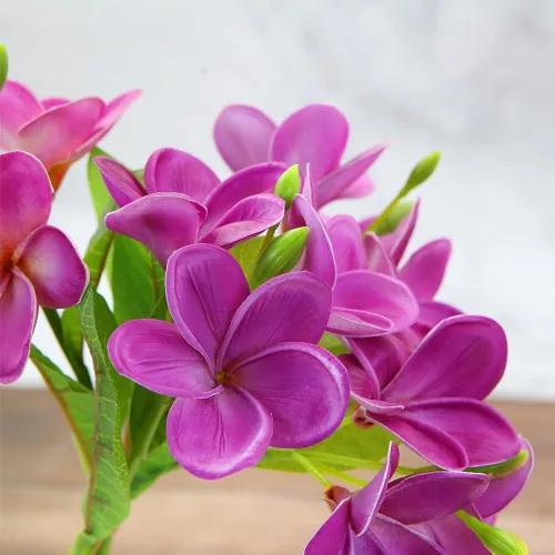 Miniatura 4 de 3 piezas de flores artificiales de plumeria con hojas, plumeria frangipani realistas en total 9 ramos de flores falsas y brotes para el hogar