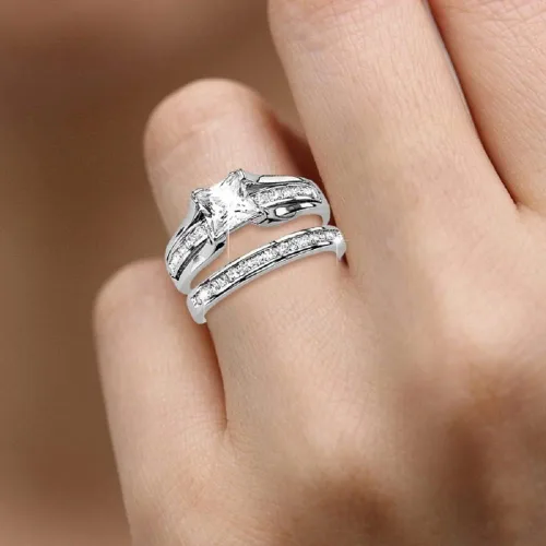 Miniatura 4 de Juego de anillos nupciales de plata de ley 925 de 3 quilates con circonita cúbica de corte princesa para mujer