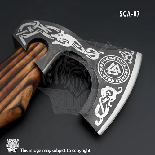 Miniatura 4 de Hacha vikinga decorativa hecha a mano con mango y funda envueltos en cuero, hoja grabada, regalo coleccionable ceremonial para hombres, guerreros